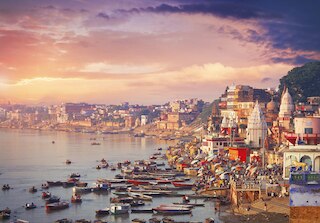 Benares (Varanasi) 航空券